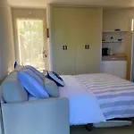 Апартаменты Giens, A Pied, Jardin Prive