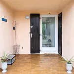 Appartement Giens, A Pied, Jardin Prive Hyères