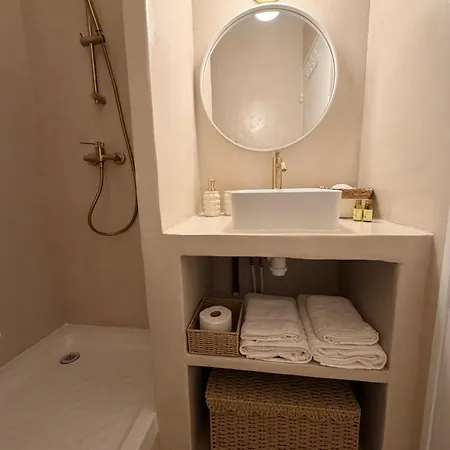 Giens, A Pied, Jardin Prive Apartment *